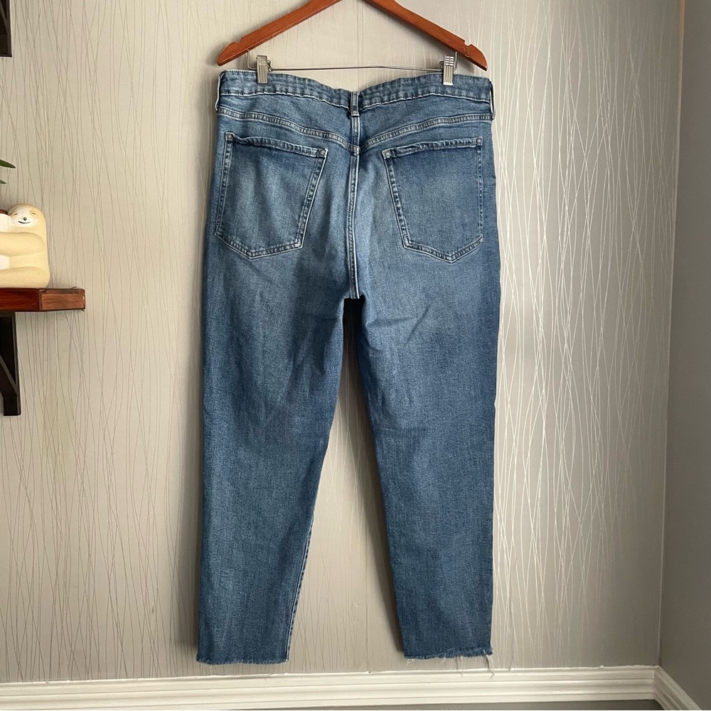 Old Navy High Rise OG Straight Jeans Womens size 18 - Picture 7 of 8